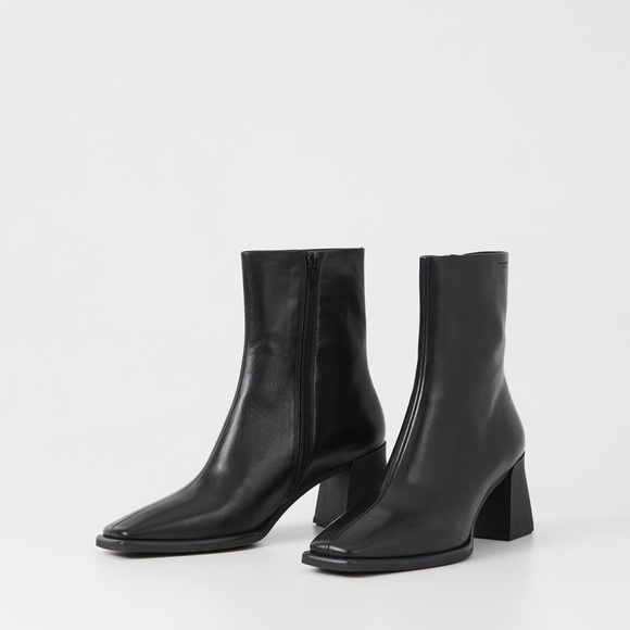 Vagabond Hedda Black Heeled Leather Boots - Picture 1 of 6